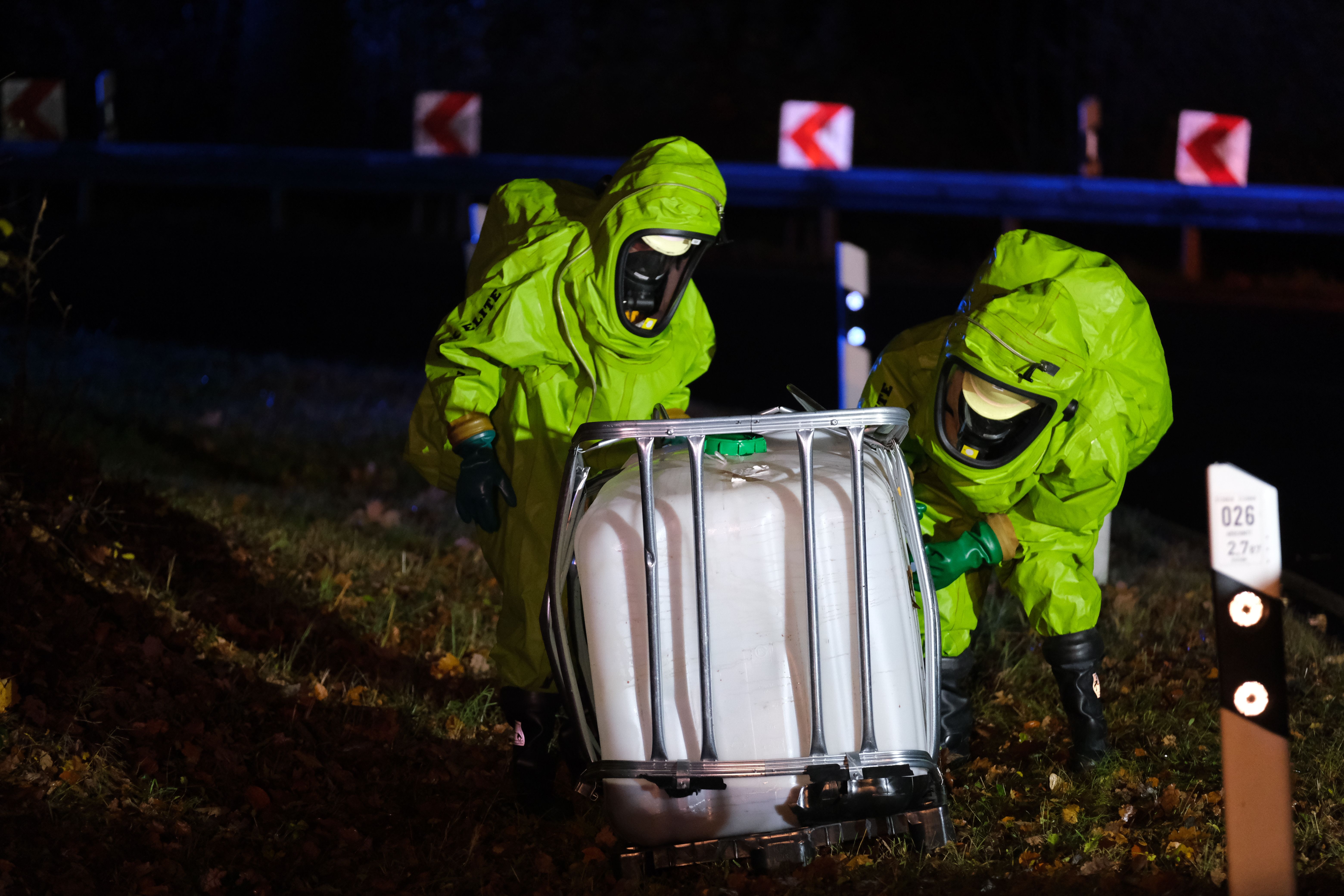 Fünf Verletzte nach Austritt ätzender Flüssigkeit in Bad Schwartau