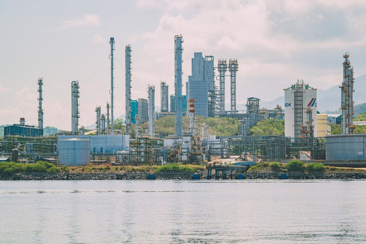 Öl- und Spritpreise steigen nach Pipeline-Stopp weiter