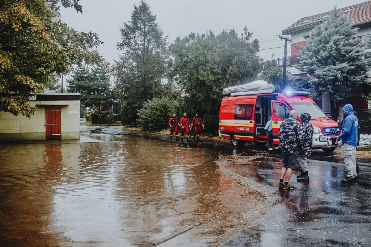 Bangkok ruft nach tagelangem Regen stadtweiten Katastrophenfall aus