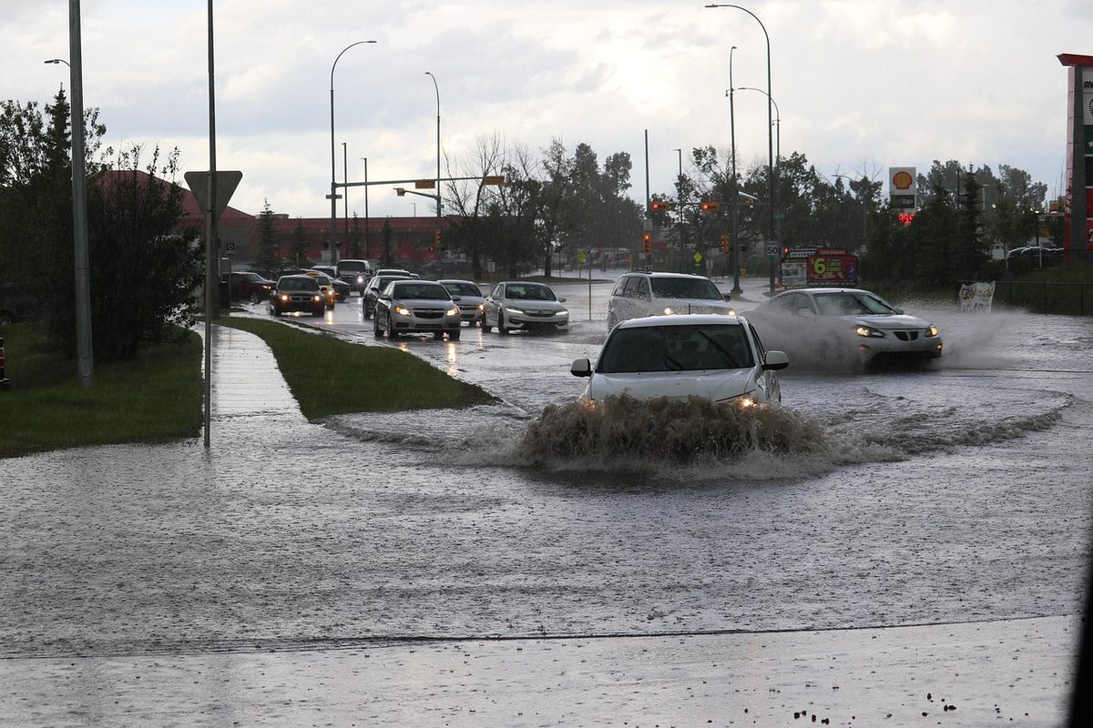 Nor’easter bringt Überschwemmungen und Stromausfälle in den Nordosten der USA