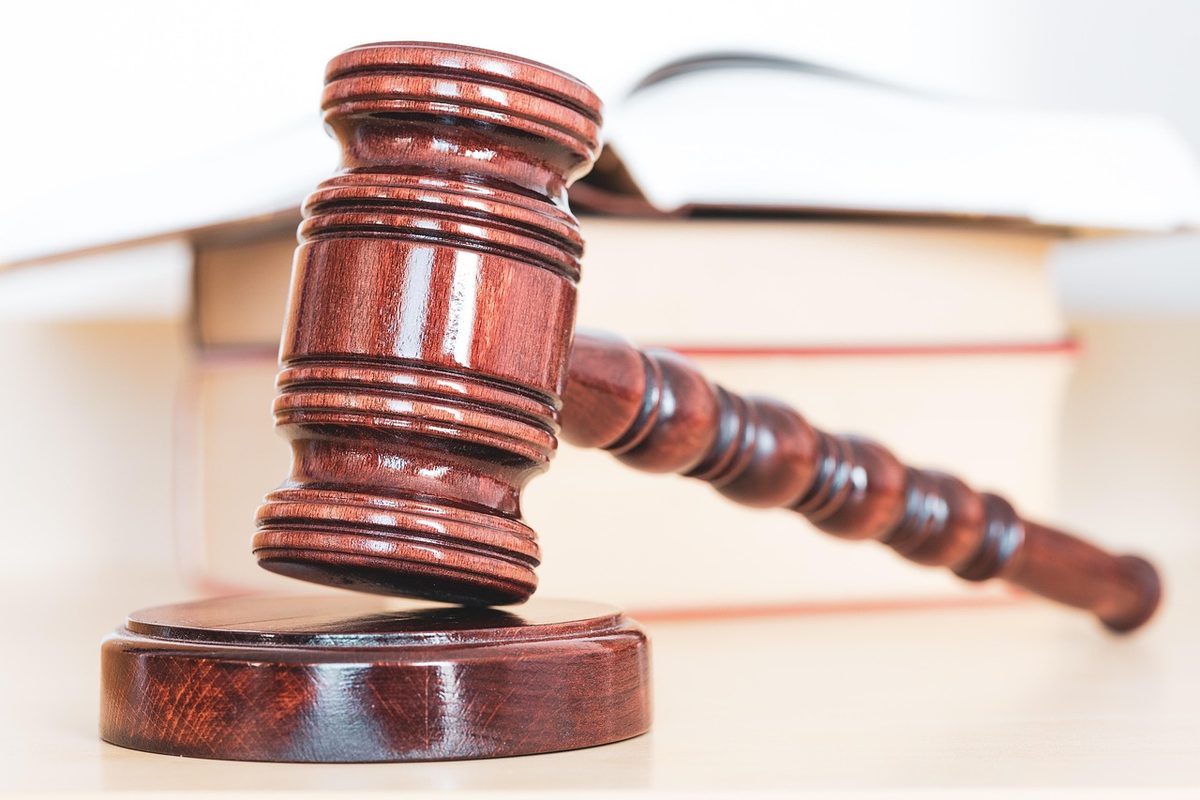 Jurist wegen Zweifeln an Verfassungstreue vom Referendariat ausgeschlossen