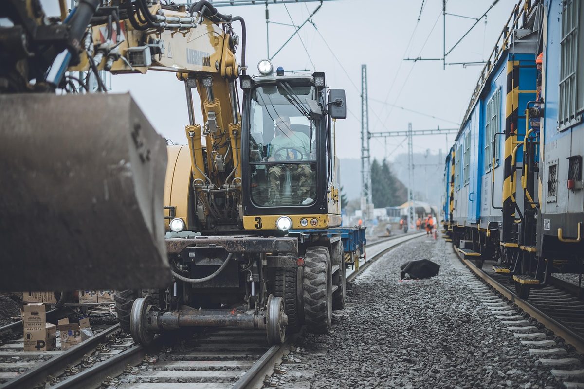 Koalition bringt Antrag zum Ausbau der Bahnstrecke Hamburg–Hannover auf den Weg