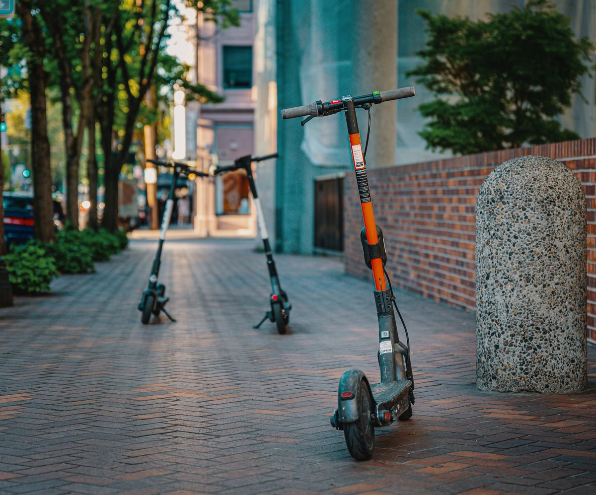 Hamburg will E-Scooter in Fußgängerzonen automatisch bremsen lassen