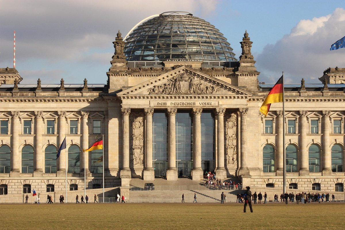 VdK fordert Nachbesserungen an Pflegereform und 5,2 Milliarden Euro zurück