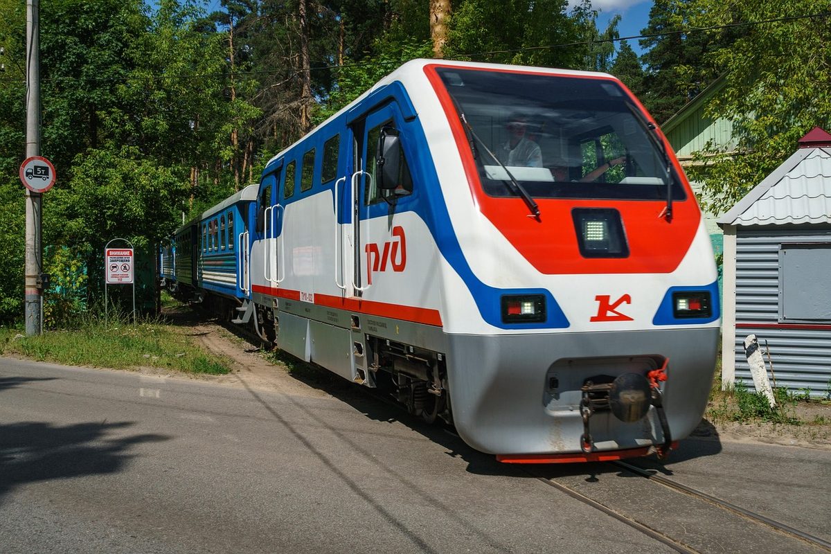 Zug erfasst Kleinbus im russischen Fernen Osten – sechs Tote