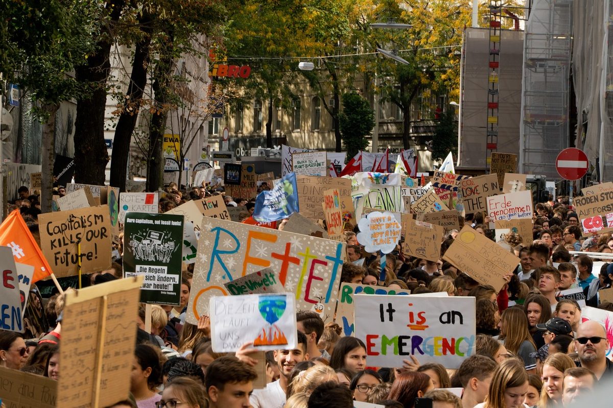 Schülervertreter begrüßen Maßnahmen der Regierung und kündigen neue Proteste an