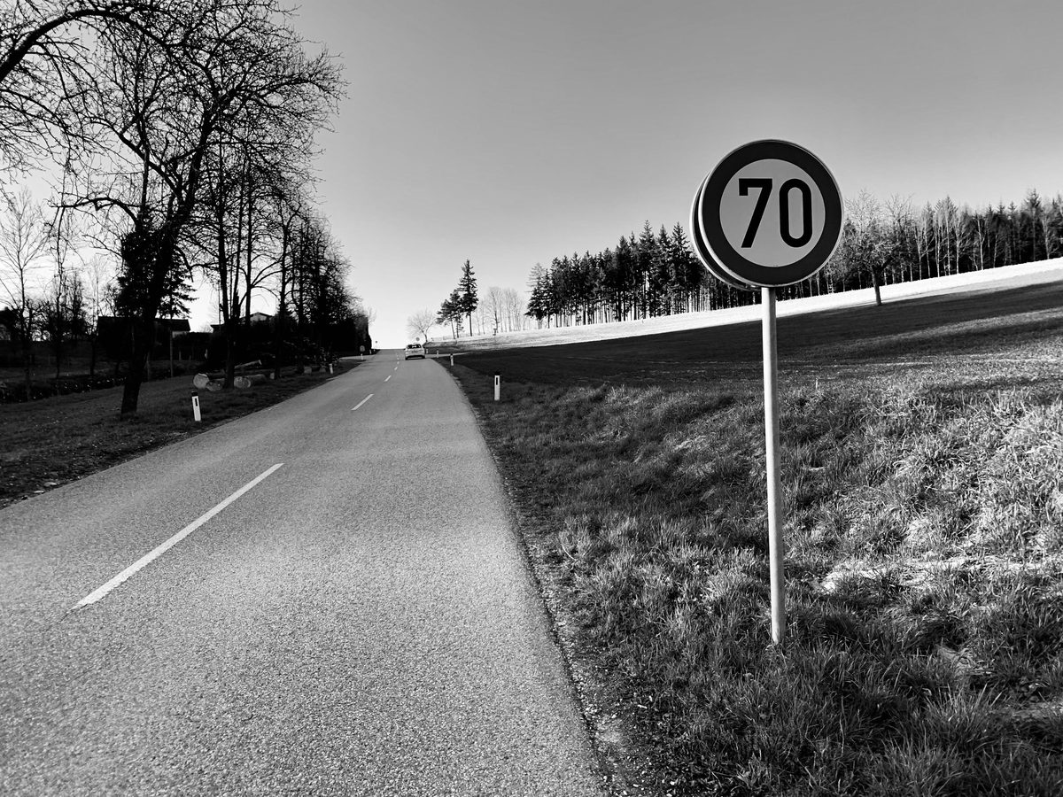 Bund prüft Tempo 80 auf Autobahnen gegen Treibstoffknappheit