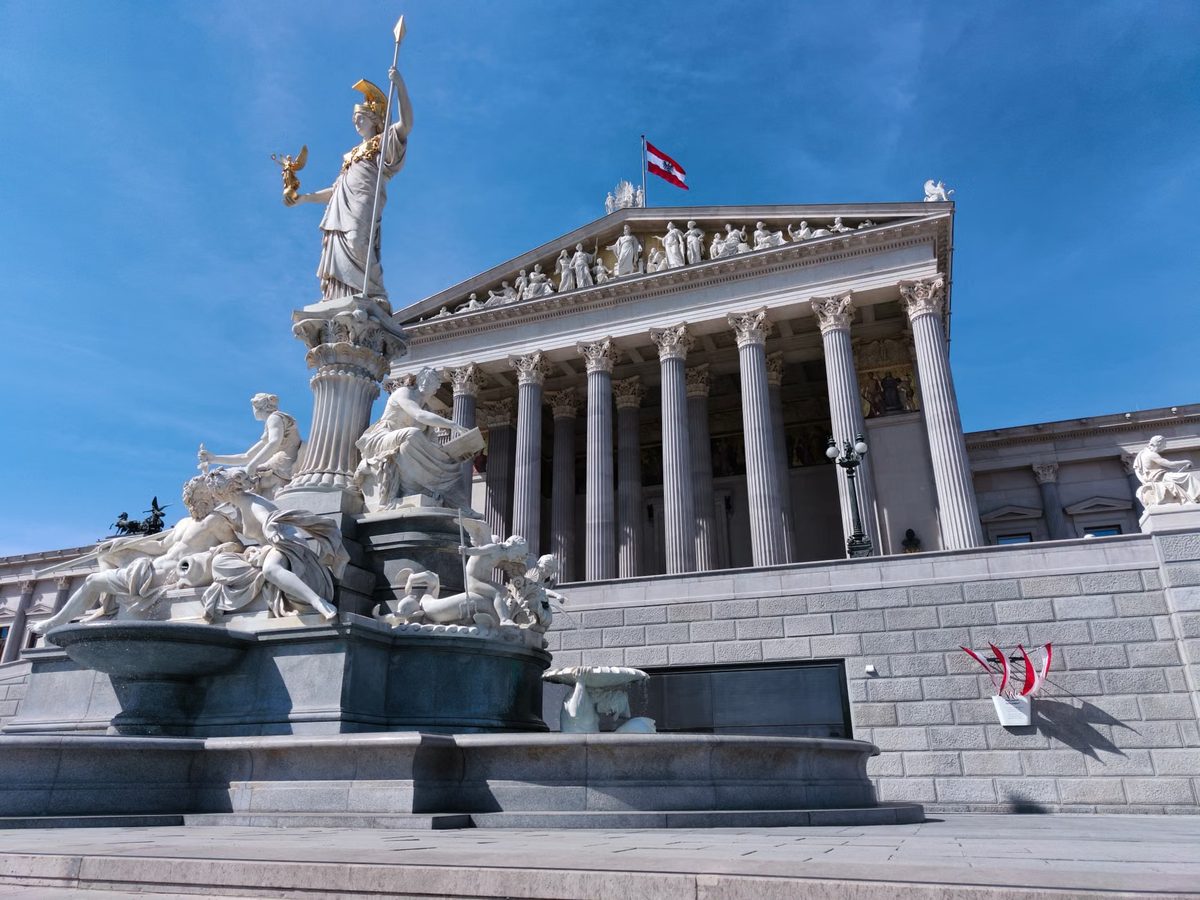 Schweizer Forschende prüfen KI für frühere Warnungen vor Naturkatastrophen