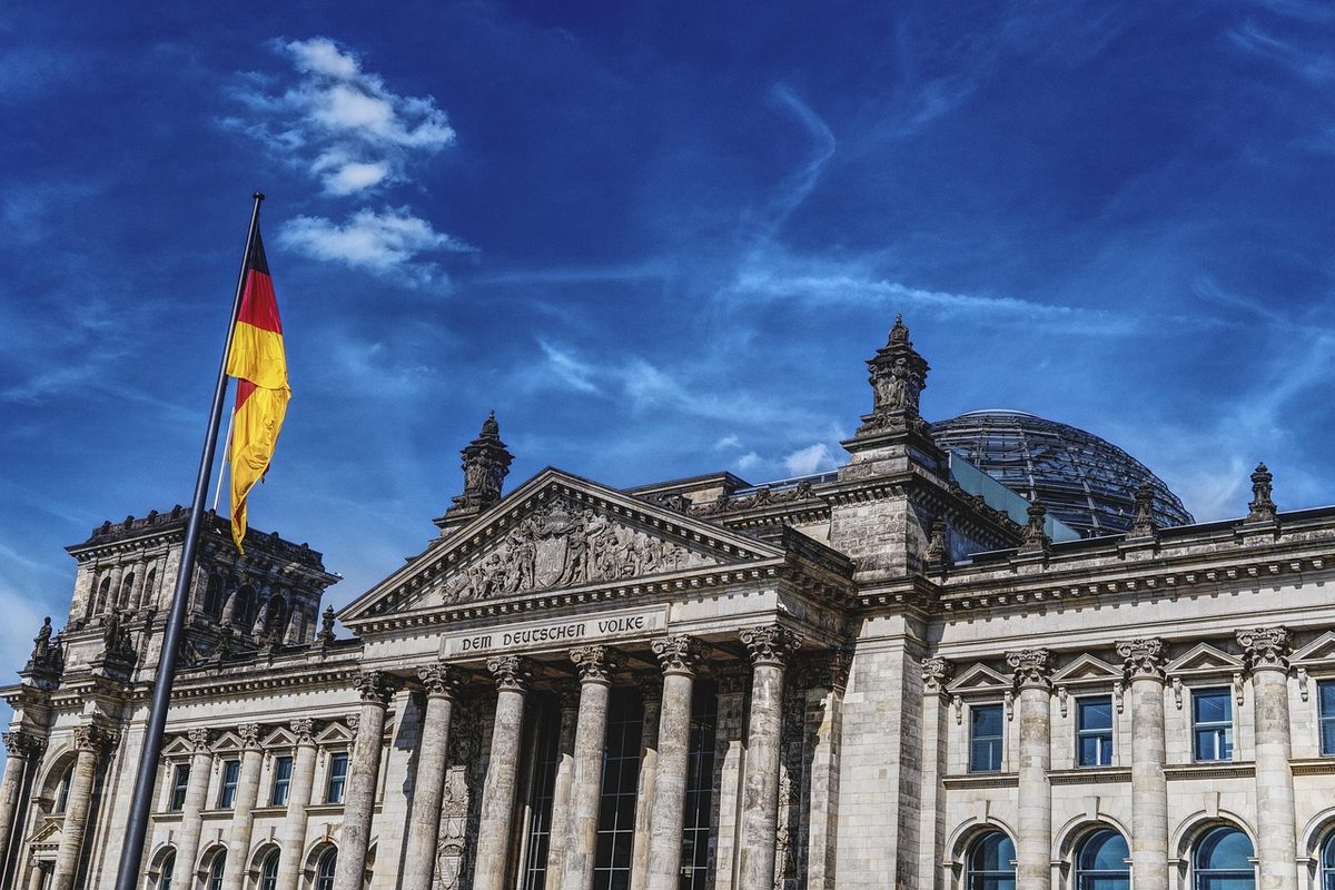 Innenministerium: Kabinett billigt Entwürfe zu Sicherheitsüberprüfungen