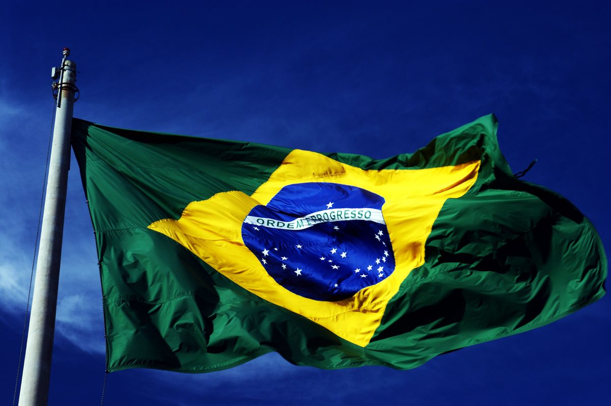 Flávio Bolsonaro beansprucht nach Flucht in die USA die Führung Brasiliens
