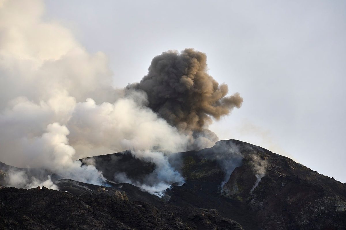Philippinen erhöhen Warnstufe für Vulkan Mayon nach explosiver Eruption
