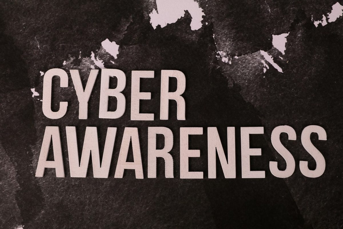 Anthropic berichtet über Einsatz von Claude für Cyberangriffe und Desinformation